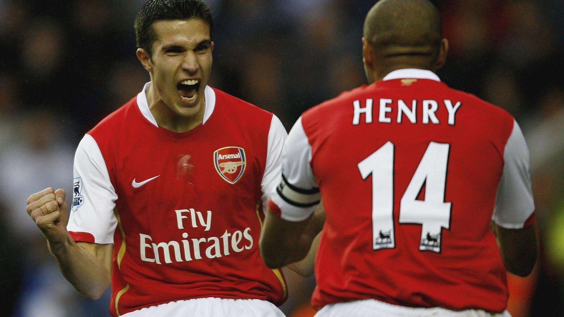 俱乐部解说员称比赛气氛可与欧洲联赛媲美，足球解说大会排名